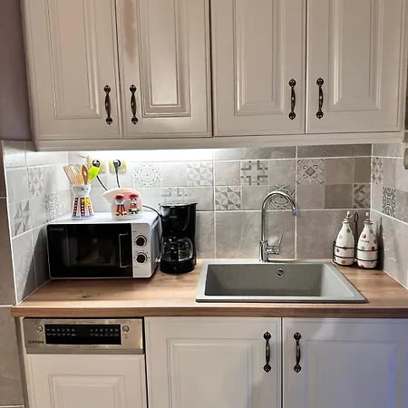 Lydias House Αράχωβα